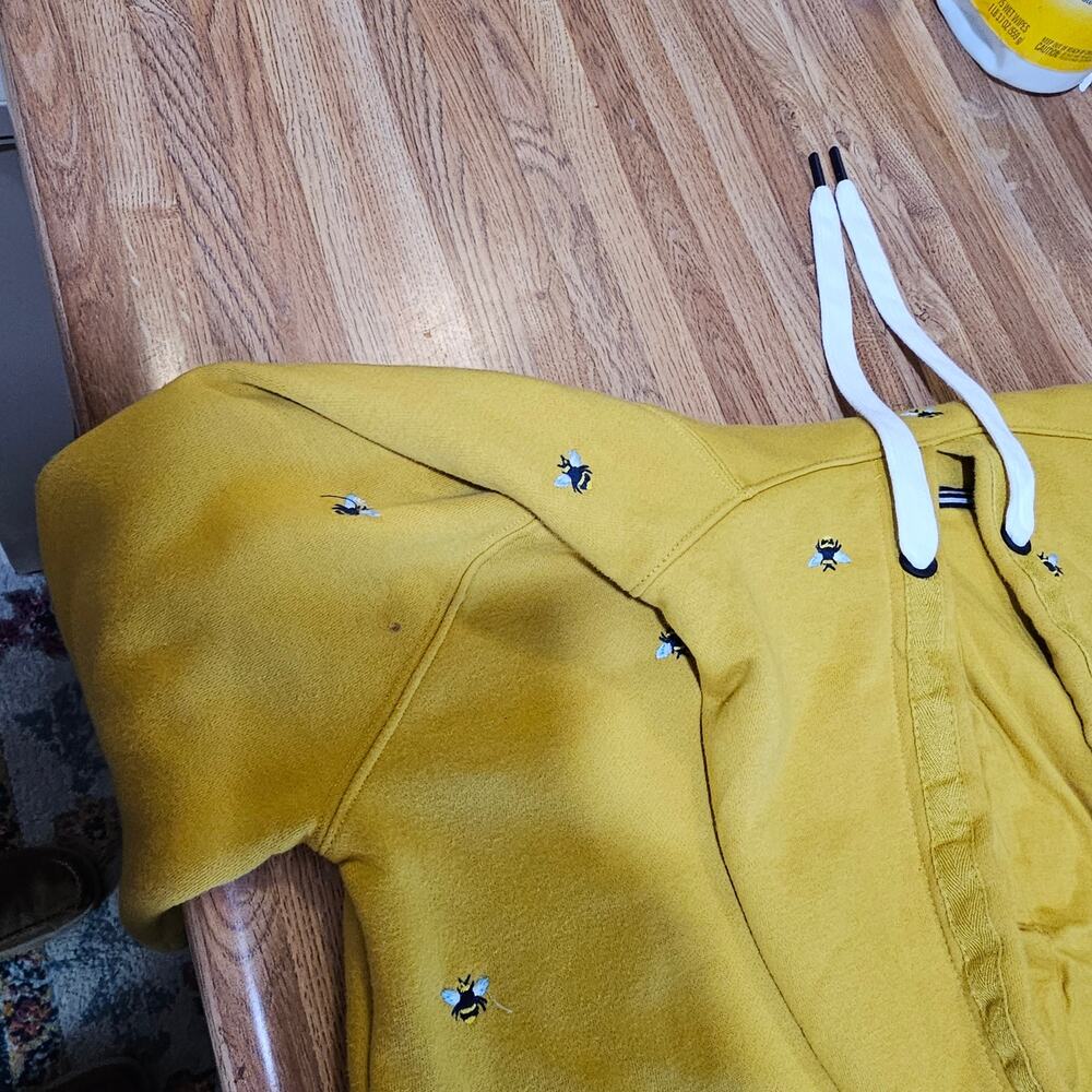 Joules Hoodie Womens Sz 6 Yellow Bee Embroidery Cottagecore Kawaii Raglan Fit - Picture 6 of 10